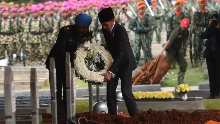 Pemakaman Habibie, Jokowi: Selamat Jalan Mr. Crack