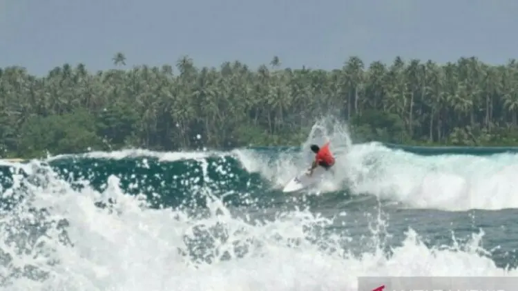 Nias Menuju Wisata Bahari Kelas Dunia