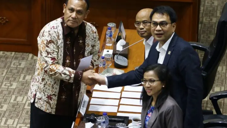 Pimpin KPK, Irjen Filri Harus Lepas Jabatan