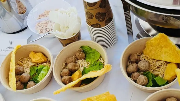 Bakso Hangatkan ASEAN Family Day di Stockholm