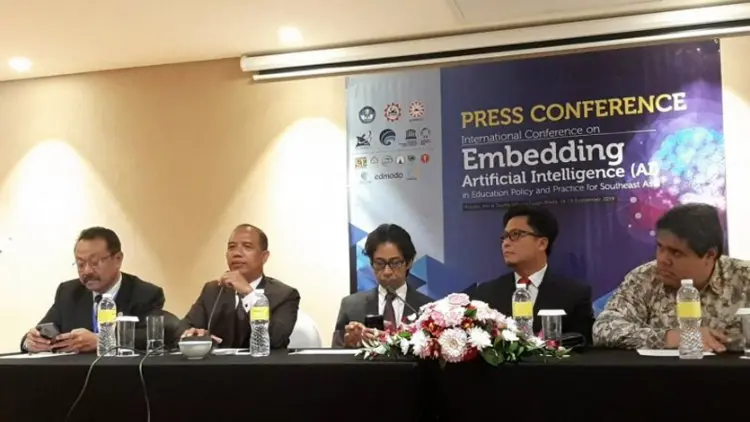 Kemdikbud: Guru Harus Terbuka dengan Perkembangan Teknologi