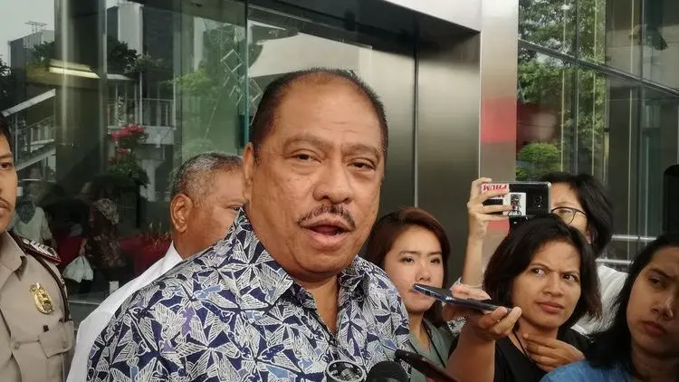 KPK Panggil Ketua Fraksi Golkar Melchias Mekeng