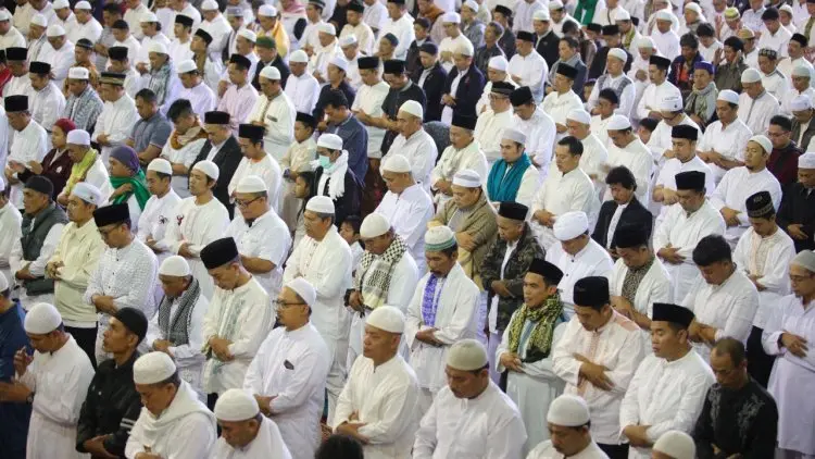 Subuh Berjamaah Akbar, Serasa di Makkah