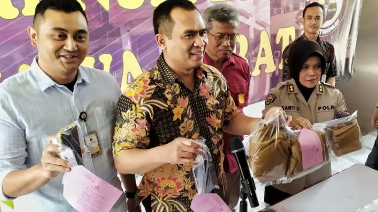 Polisi: Perempuan dalam Video Asusila Berseragam ASN Adalah Korban