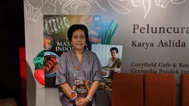 Memasak Hidangan Nusantara di Lima Benua ala Aslida Rahardjo