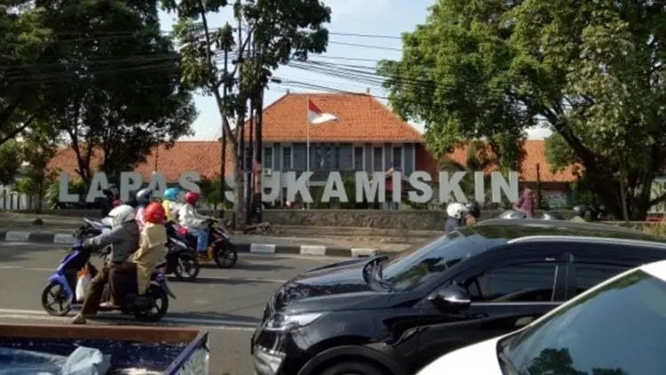 Kepergok Pulang Malam, Koruptor Sapi Impor Nikahkan Anaknya