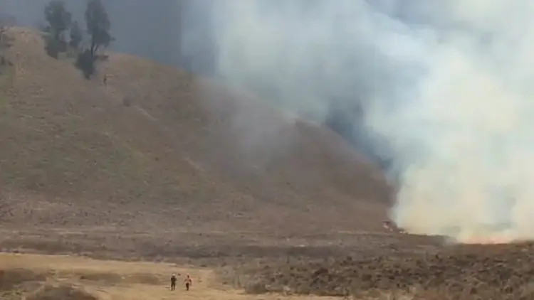 Pendakian Semeru Ditutup Total Akibat Kebakaran