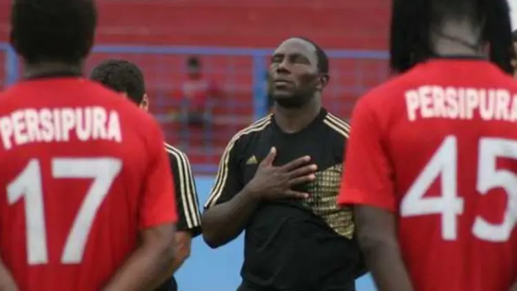 Dahsyatnya Persipura, Punya Trio ABC: Arthur, Boaz, Comvalius