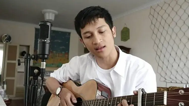 Viral di Medsos, Aldhi Rahma Rilis Lagu Jatuh Hati