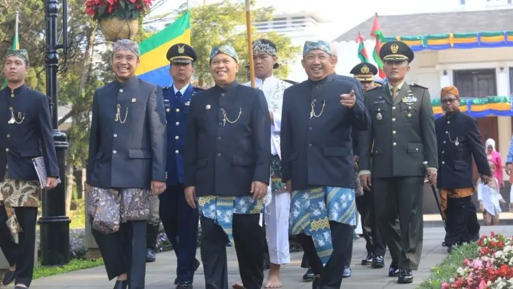 Upacara HUT ke-209 Kota Bandung Kental Suasana Sunda 