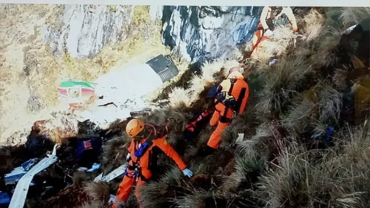 Menantang Maut di Pegunungan Papua demi Tugas Kemanusiaan