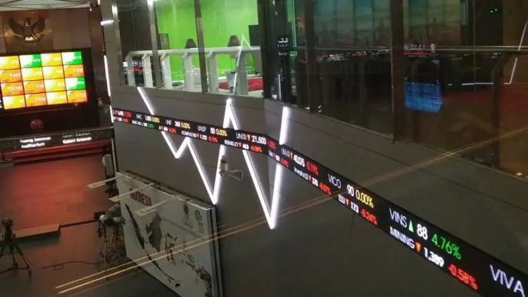 Bursa Saham AS Naik Abaikan Isu Pemakzulan