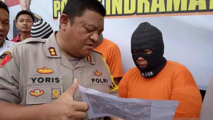 Ibu Kandung di Indramayu Sewa Lima Orang Bunuh Anak