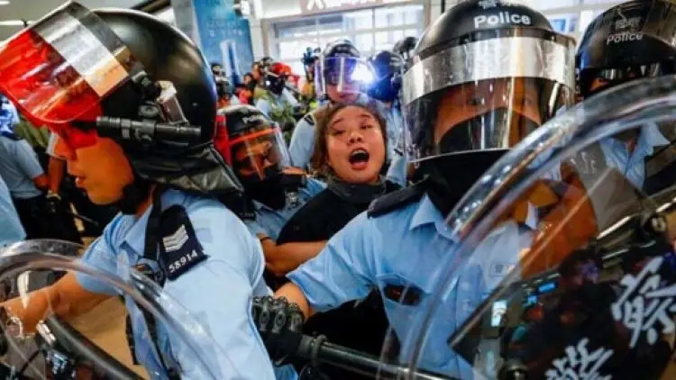 Jumlah Pelajar Hong Kong yang Ditangkap Meningkat