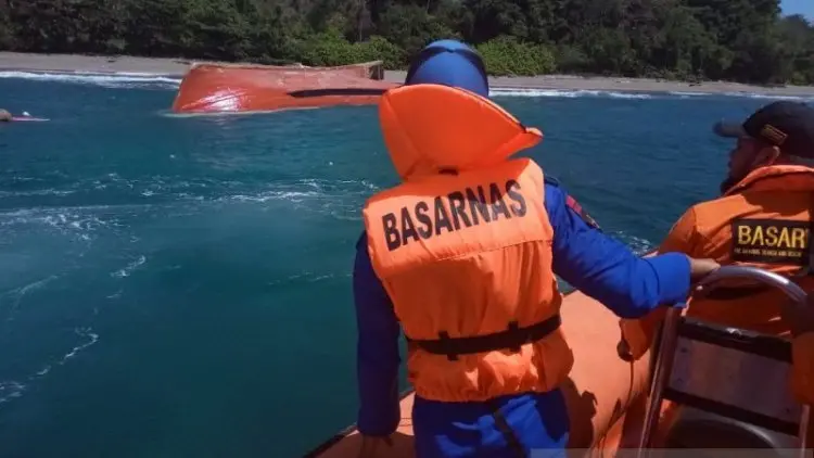 Nelayan Karimun Hanyut Hingga ke Perairan Malaysia
