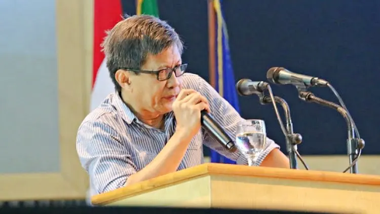 Rocky Kritik Penanganan Masalah Papua