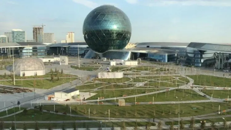 Nur-Sultan, Ibu Kota Kazakhstan yang Futuristik dan Menginspirasi
