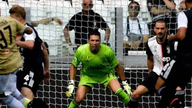 Buffon Bangga Pecahkan Rekor Maldini