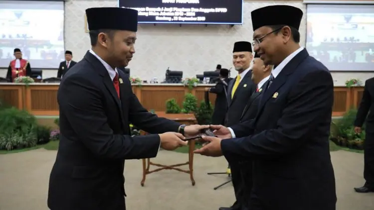 Akhirnya DPRD Kota Bandung Miliki Pimpinan Definitif, Inilah Sosoknya 