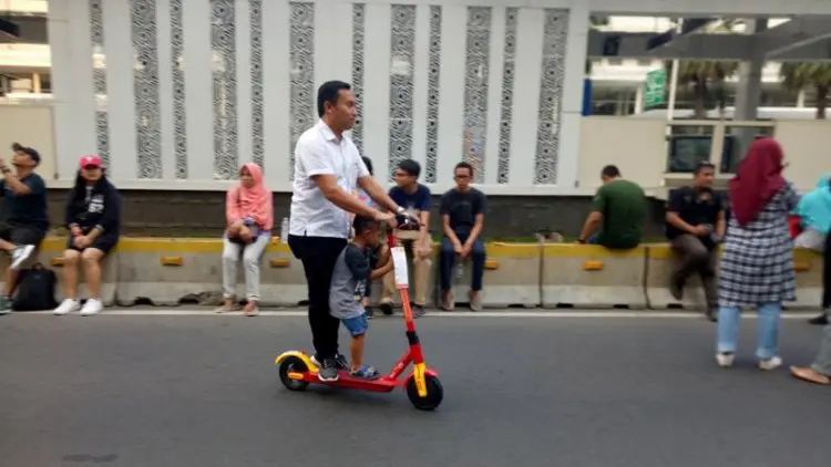 Ramai Peminat, Otopet Listrik Dipertanyakan Keamanan dan Keselamatannya