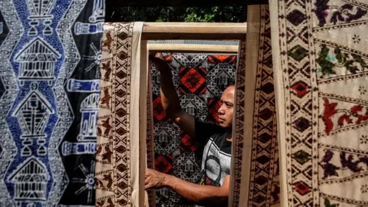Kemendikbud Harap Batik Lokal Dilindungi dari Batik Impor