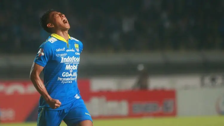Saatnya Persib Akhiri Kutukan Melawan Madura United