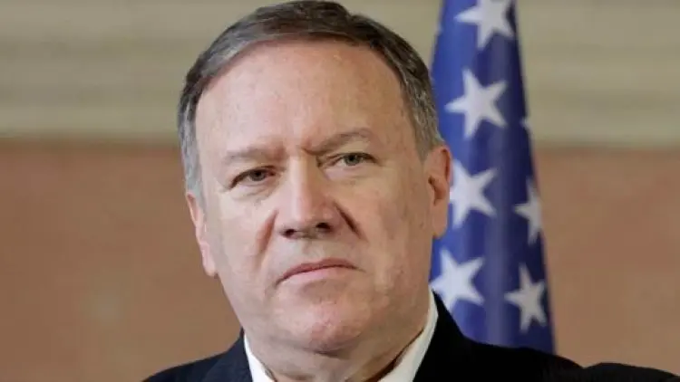 Pompeo Dengarkan Telpon Trump-Presiden Ukraina