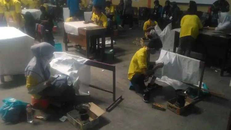 Keterampilan Siswa Berkebutuhan Khusus Luar Biasa 