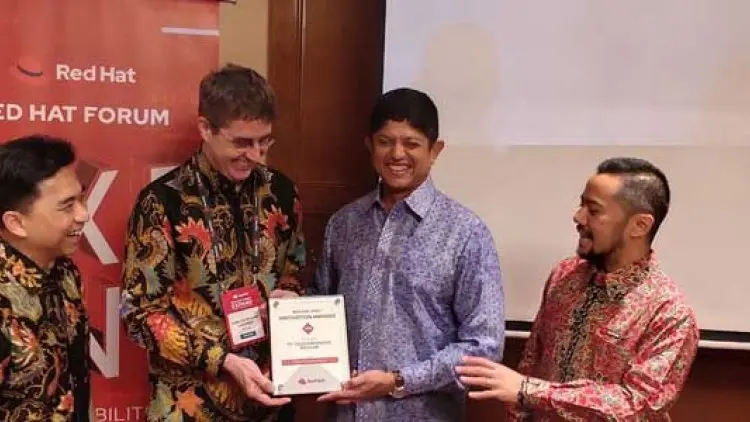 BCA dan Telkomsel Jadi Pemenang Red Hat Innovation