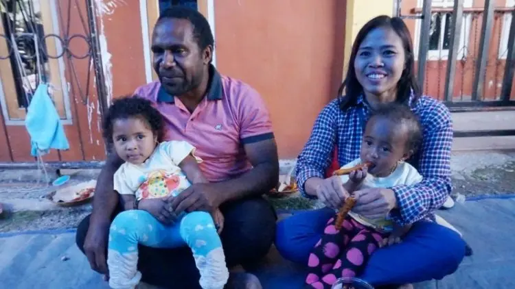 Dari Kopi Turun ke Hati, di Wamena Cinta Pace dan Teteh Bersemi