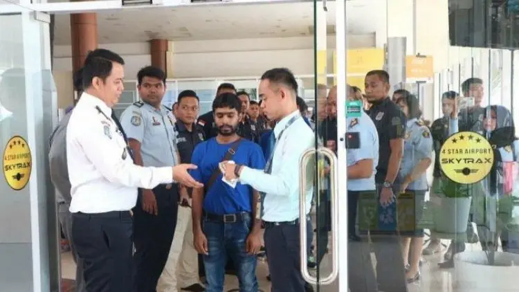 Rudenim Pekanbaru Tahan Turis "Backpacker" Inggris Langgar Masa Tinggal