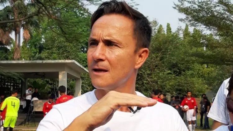Legenda Chelsea Bantah Anggapan Pesepak Bola Harus Berpostur Tinggi