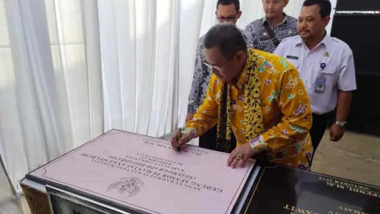 Bupati Indramayu Resmikan Delapan Proyek Pembangunan