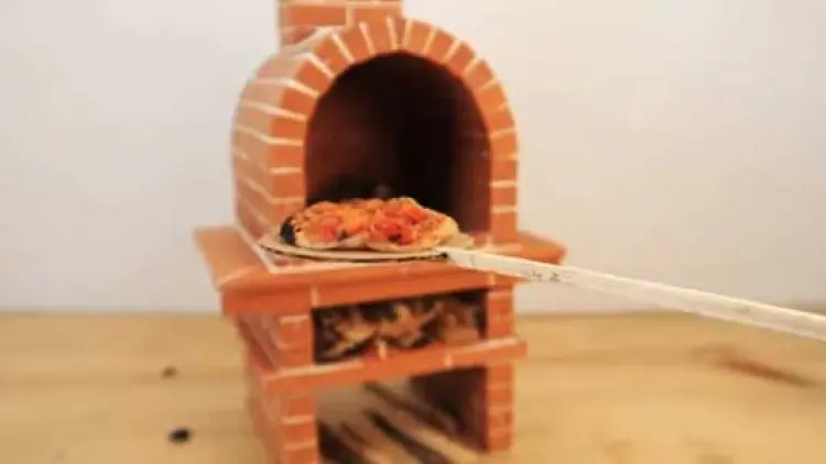 Membuat Miniatur Pemanggang Pizza Sungguhan