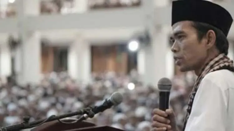 Batalkan Acara UAS, UGM Dikritik