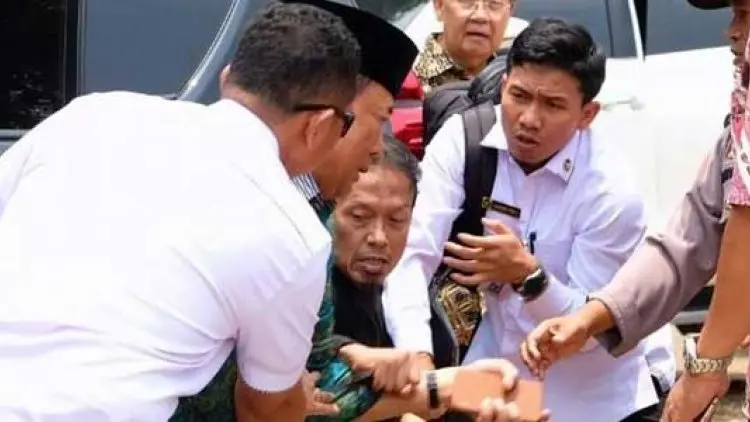 Tagar Wiranto dan ISIS Puncaki Trending Twitter