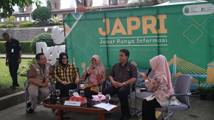 Batasi Gadget, ODGJ Mengintai Anak-anak Jabar