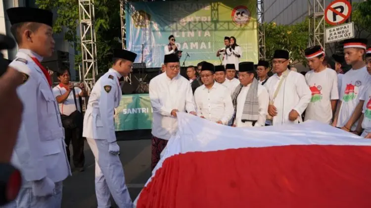 Menag Minta Santri Terus Sebarkan Pesan Perdamaian