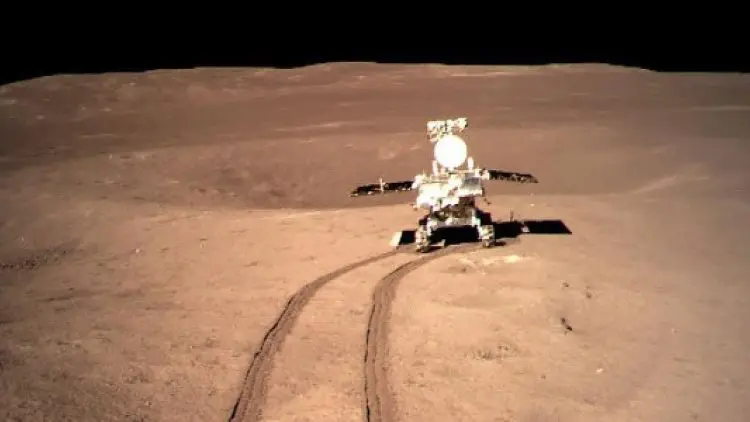 Wahana Antariksa China Tumbuhkan Kapas di Bulan