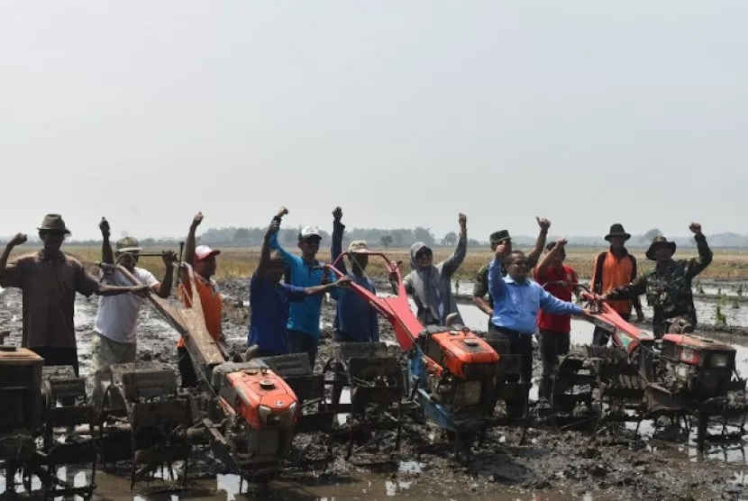 Kementan Kawal Pemanfaatan Alsintan Sampai Petani