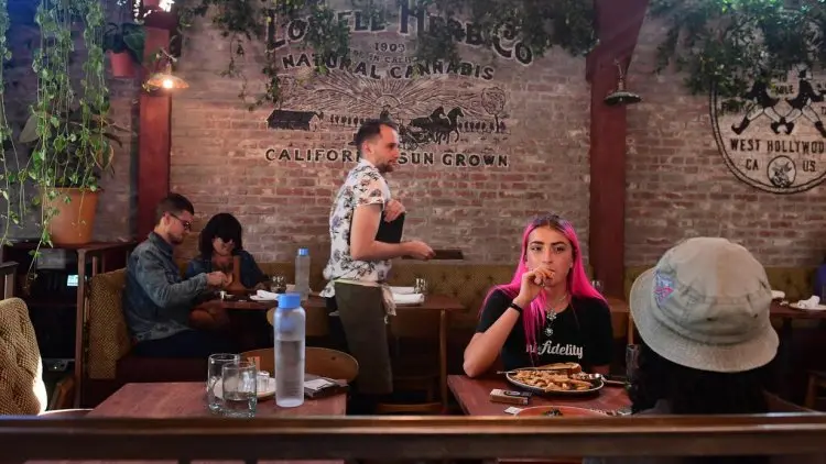 Waduh, Kafe Ganja Pertama di AS