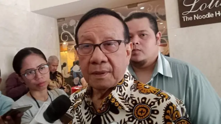 Akbar Tandjung Tak Masalah Gerindra Masuk Kabinet Jokowi