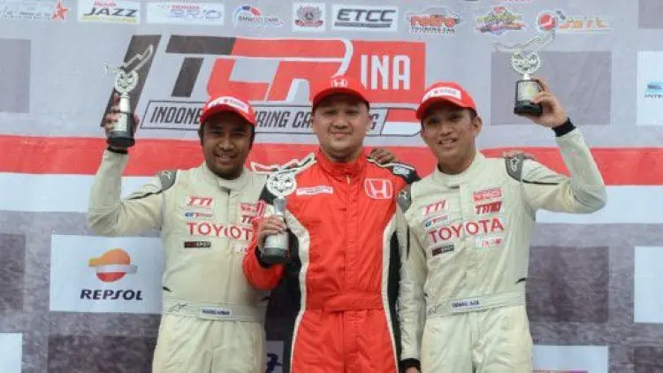 Alvin Bahar Rebut Podium Juara ITCR 1600 Max