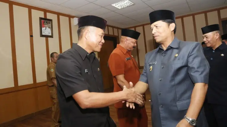 Bupati Dadang M Naser Lantik 3 Pejabat Tinggi Pratama