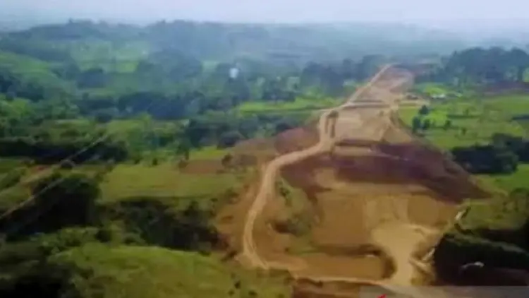 Pemkab Berharap Tol Bocimi Beroperasi di Sukabumi 2020