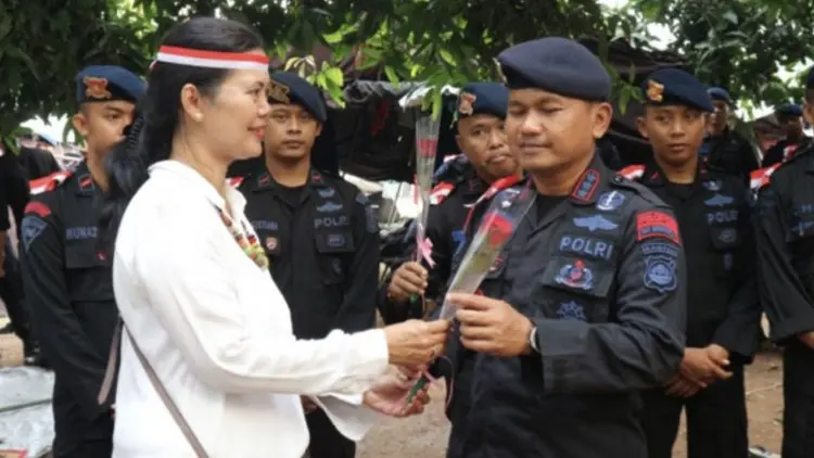 Potret Perjuangan dari Jalan yang Berbeda