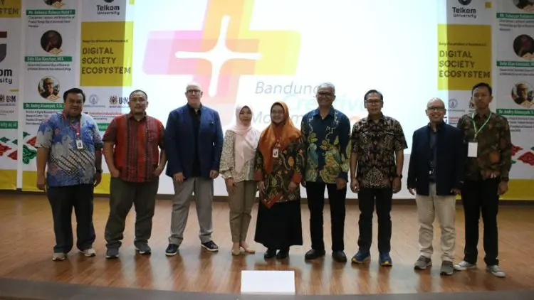 FIK Tel-U: Hadapi Revolusi Industri 4.0 dengan Kreativitas