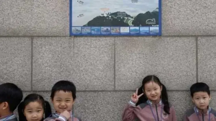 Warga Korea Selatan Enggan Menikah