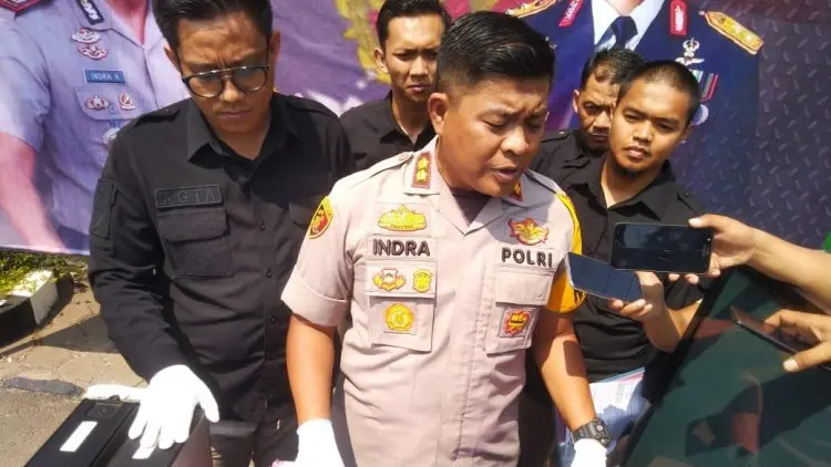 Polres Bandung Ciduk Dua Pencuri Spesialis Rumah Kosong