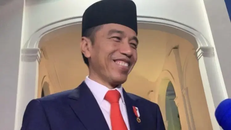 Soal Kabinet, Jokowi: Besoklah, Sing Sabar Semuanya